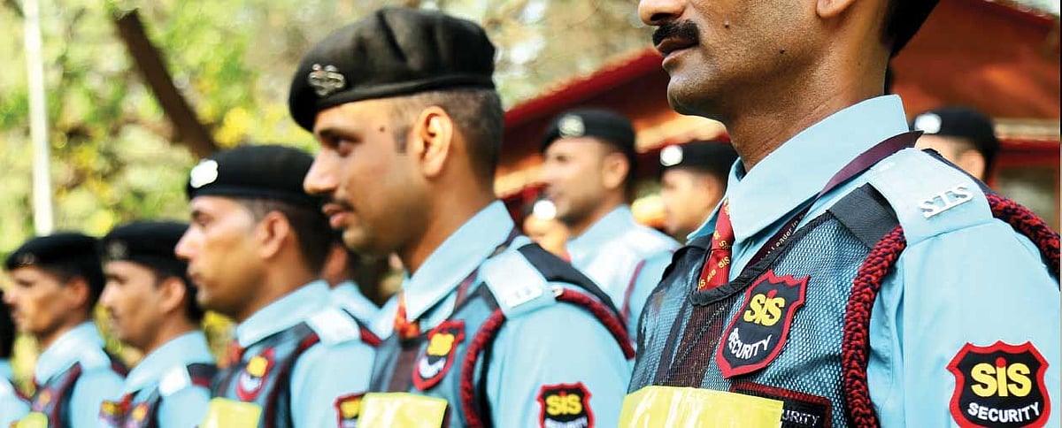क्या बीजेपी सांसद के लिए मामूली वेतन पर काम करने वाले लाखों चौकीदारों से संवाद करेंगे ‘चौकीदार नरेंद्र मोदी’!