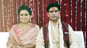 दिल्ली: पूर्व सीएम एनडी तिवारी के बेटे रोहित शेखर की पत्नी अपूर्वा शुक्ला गिरफ्तार, पति रोहित की हत्या का आरोप