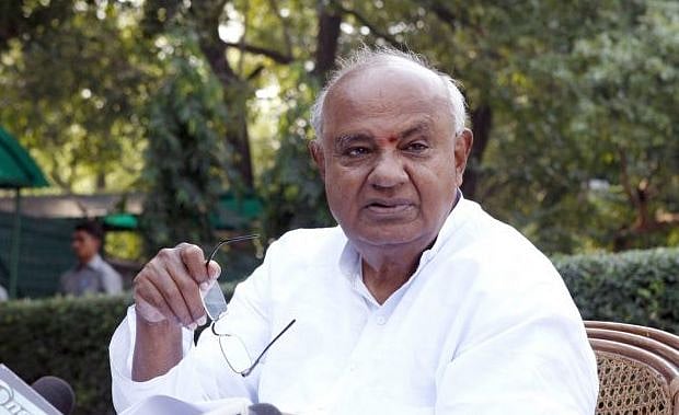 लोकसभा दूसरा चरण मतदान LIVE: 12 राज्यों की 95 सीटों पर मतदान खत्म, शाम 5 बजे तक 61 प्रतिशत से ज्यादा वोटिंग