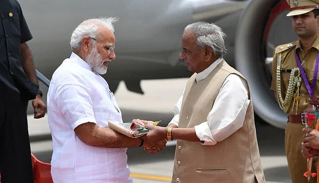  मोदी के समर्थन वाले बयान पर बुरे फंसे कल्याण सिंह, चुनाव आयोग ने पत्र लिखकर राष्ट्रपति से की शिकायत