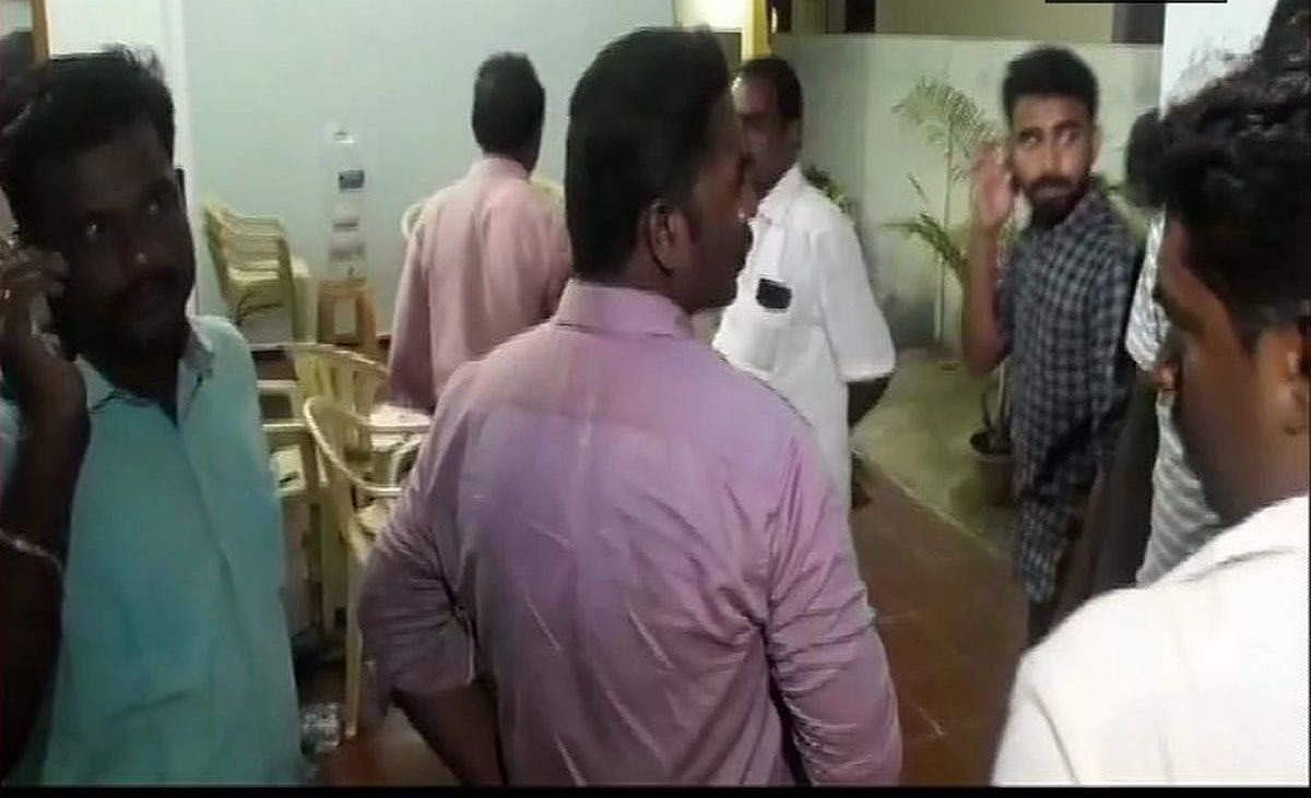 तमिलनाडु में डीएमके नेता कनिमोझी के घर आयकर विभाग का छापा, स्टालिन बोले- हार की हताशा में कर रहे मोदी कार्यवाही