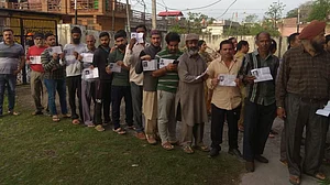 91 सीटों पर पहले चरण का मतदान समाप्त, त्रिपुरा-बंगाल में 80 फीसदी वोटिंग, जानिए कहां कितना हुआ मतदान