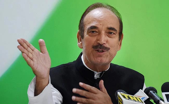 जम्मू-कश्मीर: कुपवाड़ा में बोले गुलाम नबी आजाद, घाटी में हालात बिगड़ने के लिए पीएम मोदी हैं जिम्मेदार
