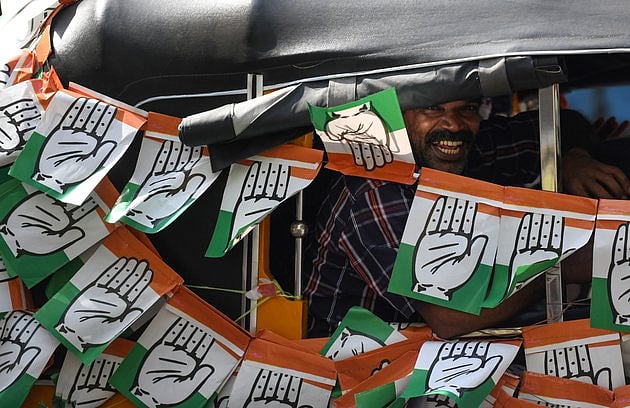 केरल: ईवीएम में गड़बड़ी की शिकायतों के बीच उत्साह के साथ किया लोगों ने मतदान, वायनाड में बंपर वोटिंग