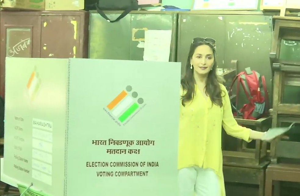 लोकसभा चुनाव: चौथे चरण की 72 सीटों पर मतदान जारी, बॉलीवुड हस्तियों समेत इन दिग्गजों ने डाला वोट