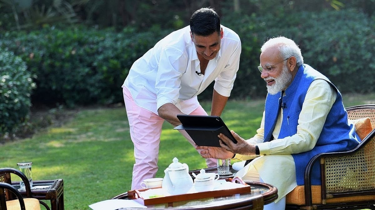 विष्णु नागर का व्यंग्यः मोदी प्रधानमंत्री नहीं,   राजनीति के ‘ग्रेटेस्ट इंडियन एक्टर’ के तौर पर जाने जाएंगे