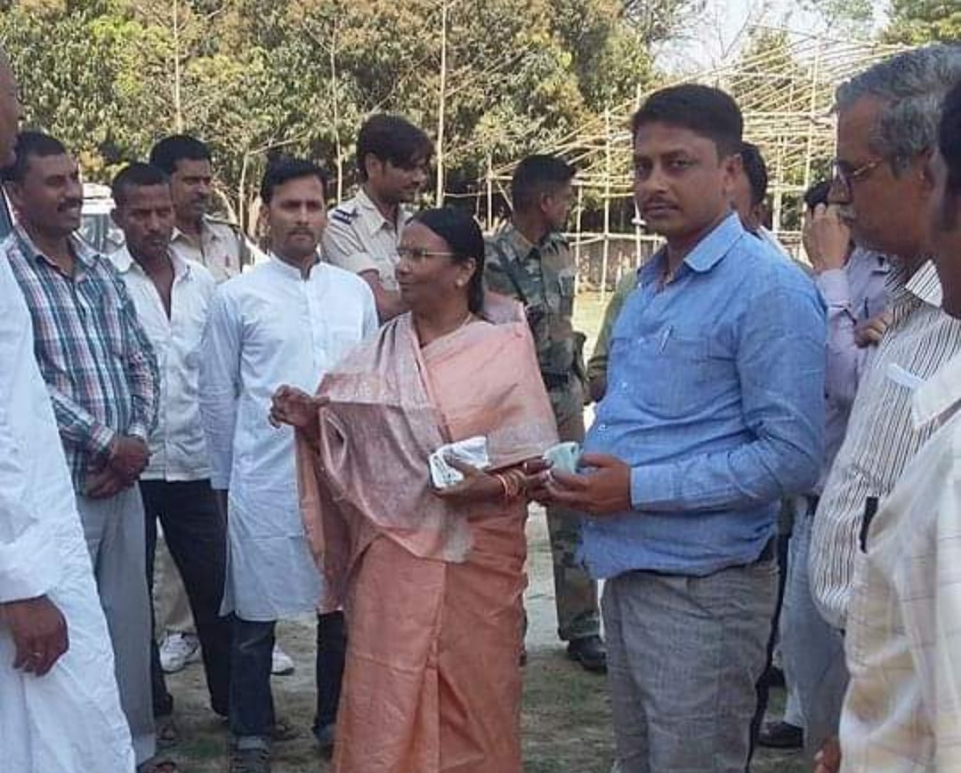 बिहार:  बीजेपी की उम्मीदवार रमा देवी के ठिकाने पर छापेमारी, कई लाख कैश बरामद 
