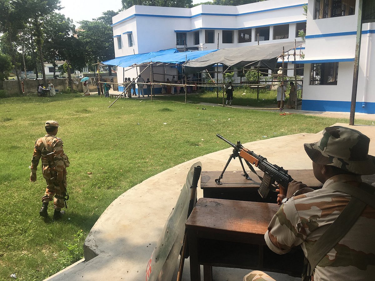 आखिरी चरण में बंगाल और बिहार के कई जगहों पर हिंसा, कहीं चली गोलियां तो कही हुई ईवीएम में तोड़फोड़
