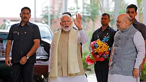 मोदी मंत्रिमंडल में कई बड़े नेता होंगे शामिल, अमित शाह-राजनाथ-सुषमा समेत ये 45 नेता लेंगे शपथ, देखें पूरी लिस्ट