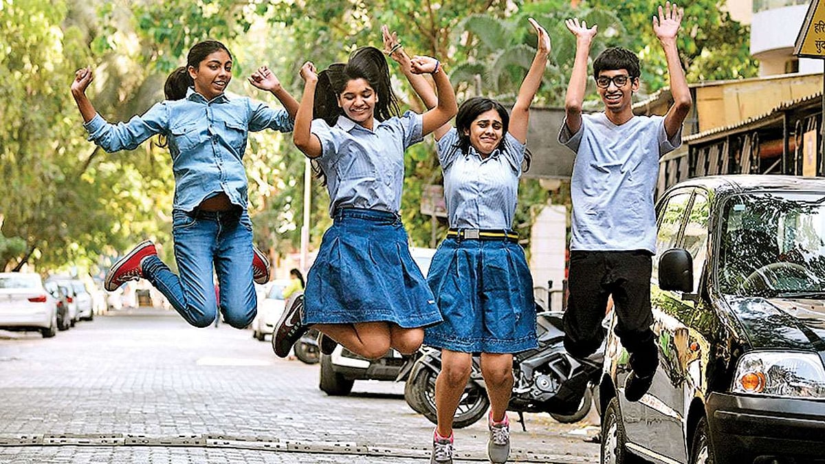 सीबीएसई 10वीं बोर्ड के नतीजे जारी, लड़कियों ने फिर मारी बाजी,  91.1% बच्चे पास, ऐसे चेक करें रिजल्ट