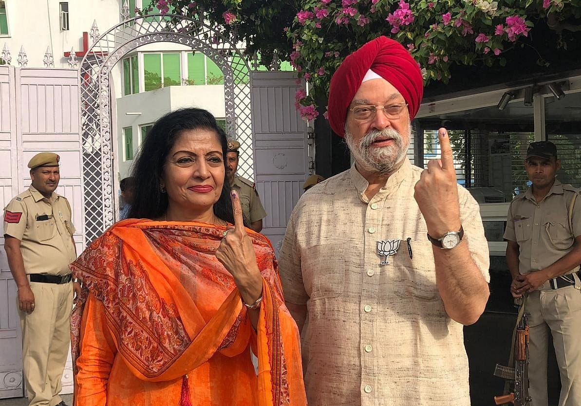लोकसभा छठा चरण मतदान LIVE: 7 राज्यों की 59 सीटों पर मतदान खत्म, 7 बजे तक 61.14 प्रतिशत मतदान