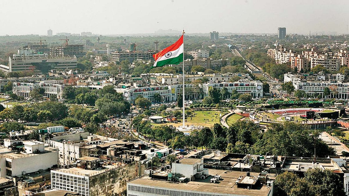 मशहूर डॉक्टर और लेखक से धर्म पूछकर दिल्ली के कनॉट प्लेस में जबरन लगवाए गए ‘जय श्री राम’ के नारे
