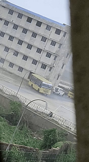 ‘फानी’ तूफान LIVE: कल सुबह उत्तरपूर्व में पहुंचेगा तूफान, 105 किलोमीटर की रफ्तार से चलेगी हवा
