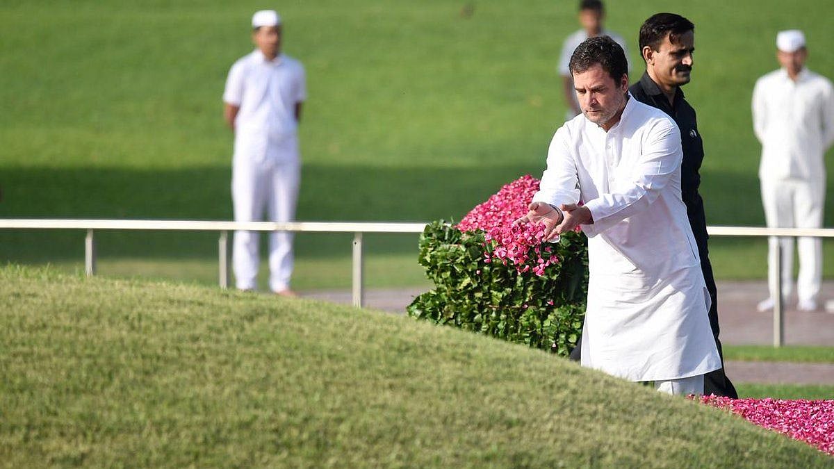 देश के पहले पीएम पंडित नेहरू की पुण्यतिथि, सोनिया, राहुल गांधी समेत कई बड़े नेताओं ने दी श्रद्धांजलि