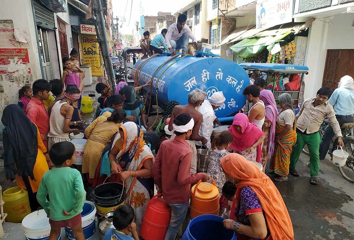 योगी सरकार में किसान बेहाल, बांदा में पेयजल संकट को लेकर पांच दिनों से अनशन पर, नहीं हो रही सुनवाई