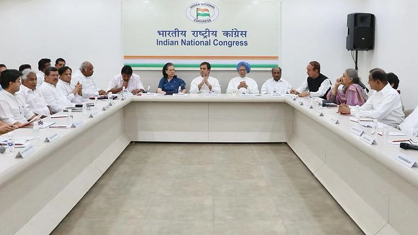 फोटो: @INC
