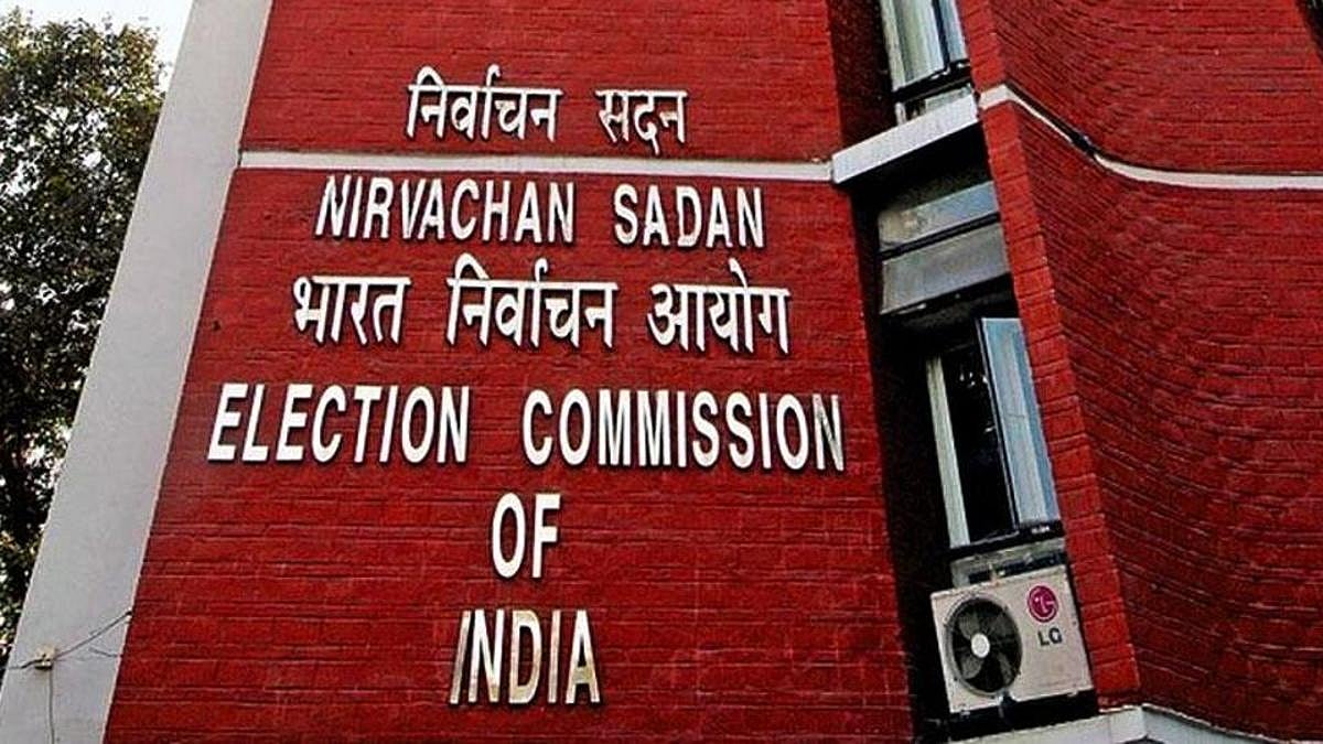 लोकसभा चुनाव 2019 LIVE: दिल्ली की चांदनी चौक सीट के पोलिंग स्टेशन नंबर 32 पर दोबारा होगा मतदान, 19 को पड़ेंगे वोट