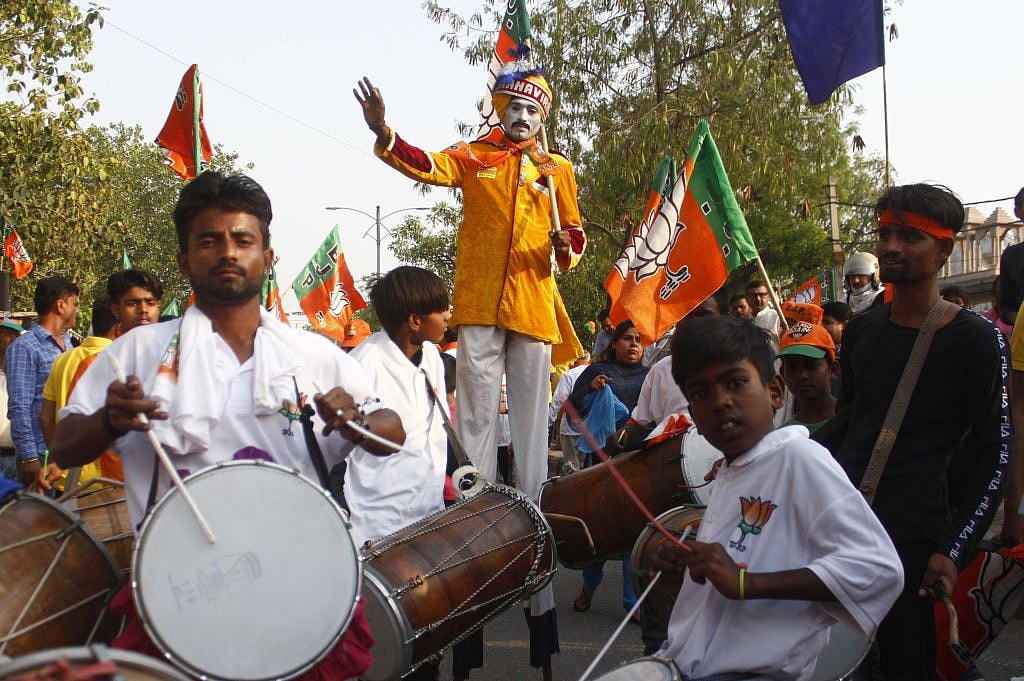 दिल्ली में बीजेपी के ज्यादातर उम्मीदवार दागी, गौतम गंभीर पर है आपराधिक मुकदमा