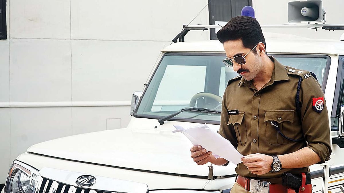 सिनेजीवन: ‘आर्टिकल 15’ में दिखा आयुष्मान का दबंग अवतार और ‘83’ की शूटिंग के लिए लंदन रवाना हुई फिल्म की स्टार कास्ट