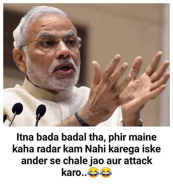बादल और राडार वाले ज्ञान से खुलासा: पहले से लिखे सवालों के लिखित जवाबों से ही देते हैं पीएम मोदी इंटरव्यू