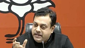ओडिशा: पुरी सीट से हार गए बीजेपी के संबित पात्रा, बीजेडी के पिनाकी मिश्र ने दी शिकस्त