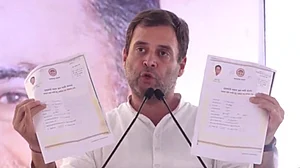 शिवराज के झूठ से राहुल गांधी ने उठाया पर्दा, फॉर्म दिखाकर बोले- कांग्रेस सरकार में उनके परिजनों के कर्ज हुए माफ