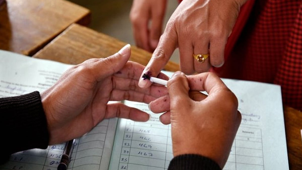 सात राज्यों की 59 सीटों पर मतदान आज, चार पूर्व मुख्यमंत्रियों सहित कई दिग्गजों की प्रतिष्ठा दांव पर