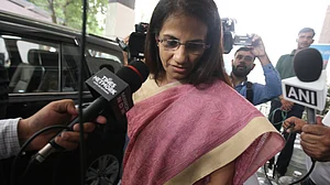 आईसीआईसीआई-वीडियोकॉन मनी लॉड्रिंग केस: कोचर परिवार ने धूत के साथ मिलकर लिखी धोखेबाजी की नई कहानी