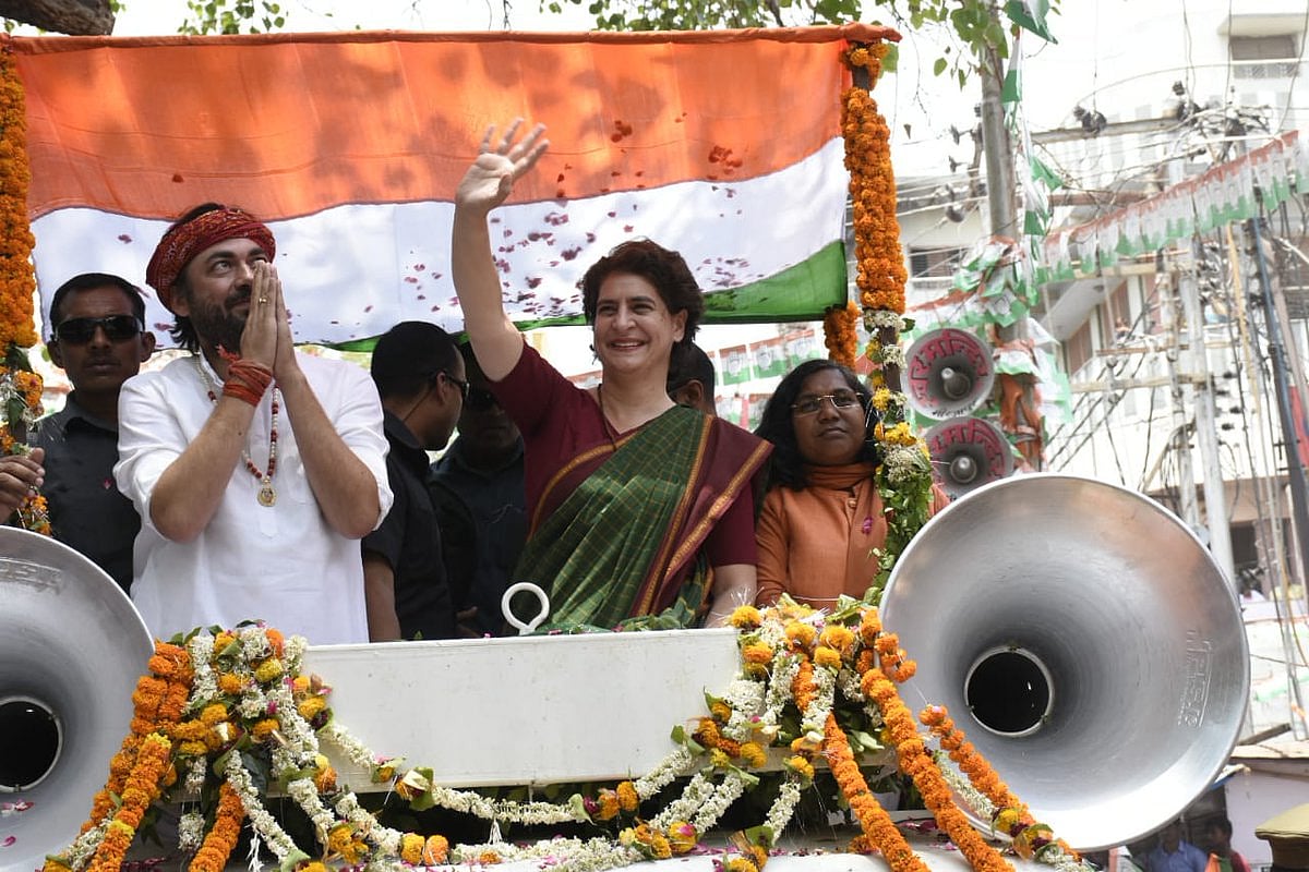 लोकसभा चुनाव 2019: सातवें चरण के लिए प्रचार थमा, आखिरी दिन हुईं ताबड़तोड़ रैलियां और रोड शो