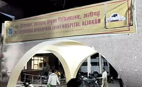 योगी राज में सुरक्षित नहीं हैं महिलाएं, अलीगढ़ में 4 साल की मासूम से दुष्कर्म, आरोपी की तलाश में जुटी पुलिस