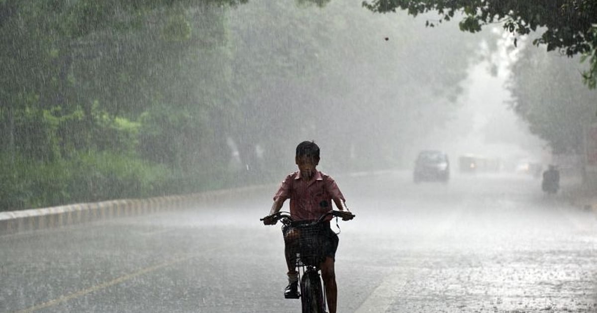 मॉनसून ने पकड़ी रफ्तार, 72 घंटे में 11 राज्यों तक पहुंचा, जानिए दिल्ली में कब होगी एंट्री