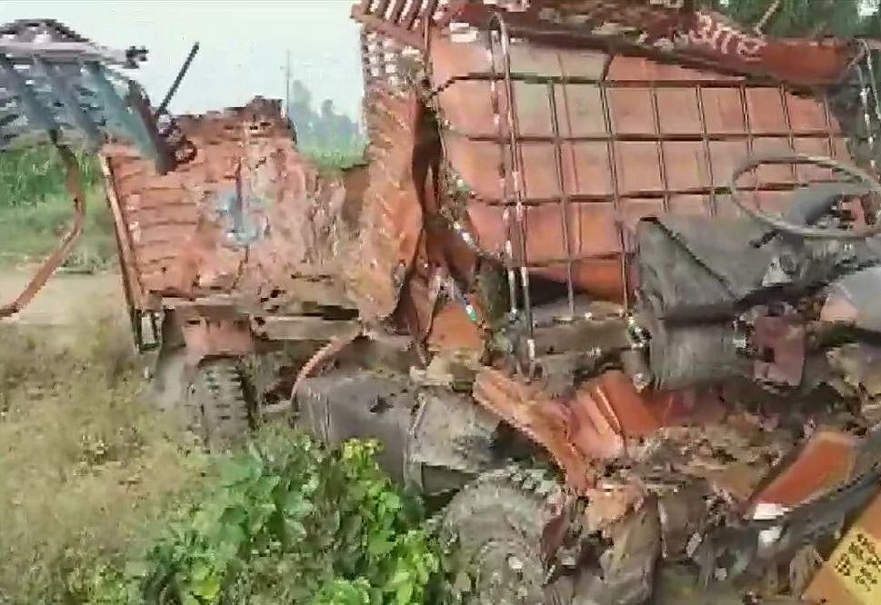 उत्तर प्रदेश: संभल में भीषण सड़क हादसे में 2 बच्चों समेत 8 लोगों की मौत, 12 घायल