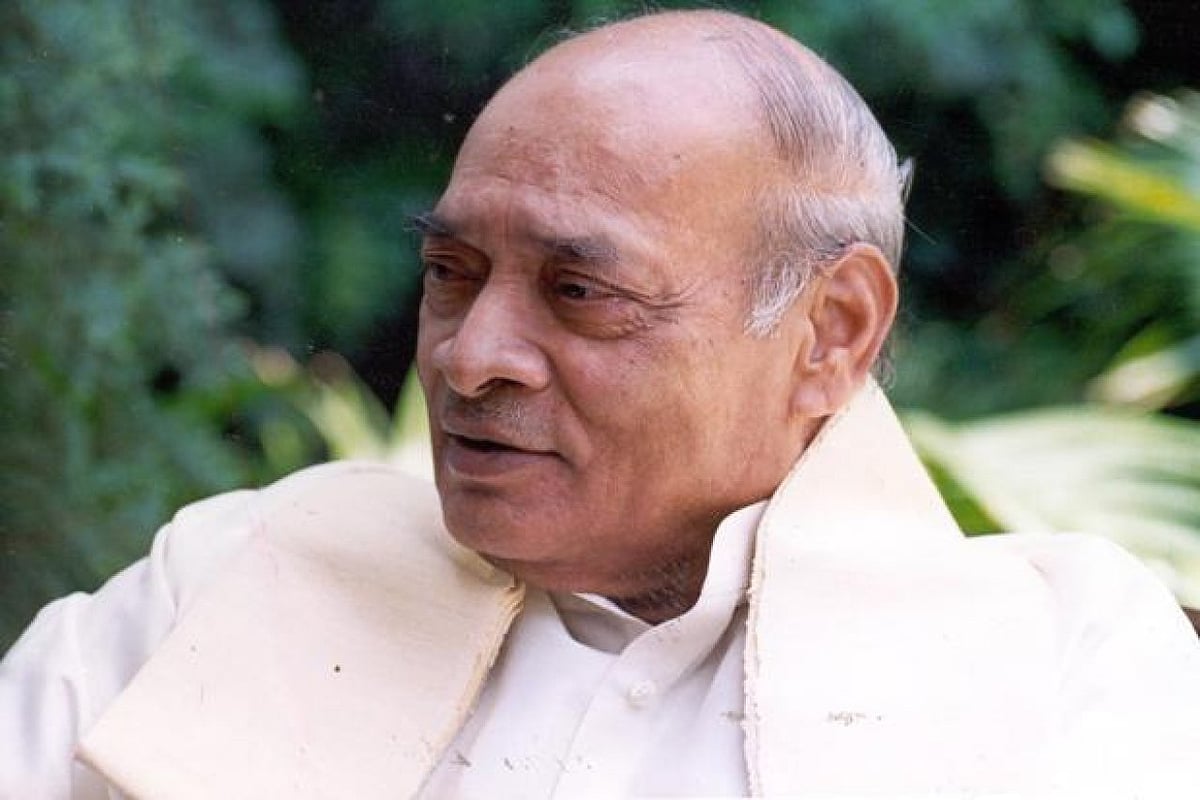 जयंती विशेष: पीवी नरसिम्हा राव को कांग्रेस और पीएम मोदी ने किया याद, जानें उनका राजनीतिक सफर