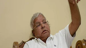 महीने भर के आम खाने के कोटे को 10 दिन में ही चट कर गए लालू, अब डॉक्टर ने लगाई रोक