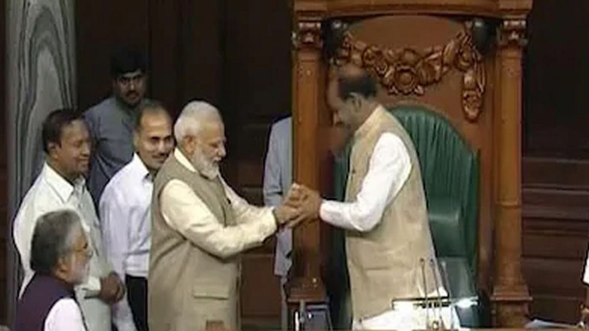 स्पीकर बनते ही लोकसभा की वेबसाइट से बिरला के परिचय से संघ से जुड़ाव और मंदिर आंदोलन में सक्रियता का विवरण गायब