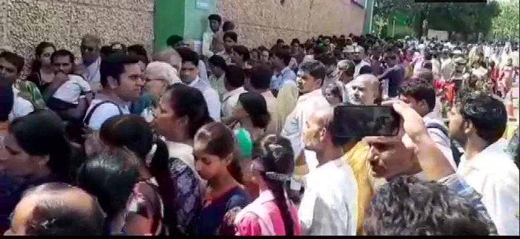  देश भर में डॉक्टरों की हड़ताल से मरीज बेहाल, तस्वीरों में देखें प्रदर्शन