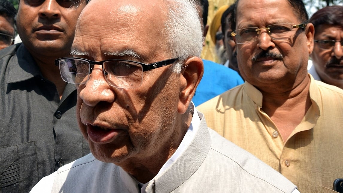 पश्चिम बंगाल के राज्यपाल केशरी नाथ त्रिपाठी
