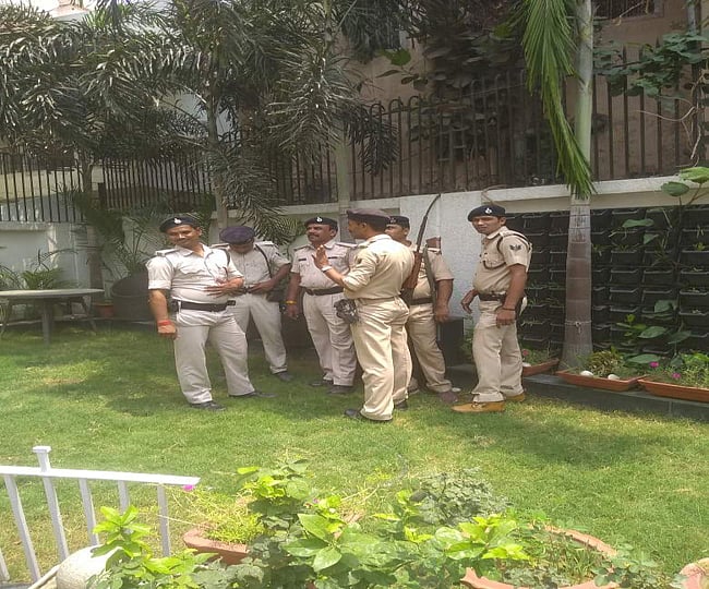 बिहार: पटना में ट्रिपल मर्डर से सनसनी, घर के बेडरूम में मिली एक ही परिवार के तीन लोगों की लाश