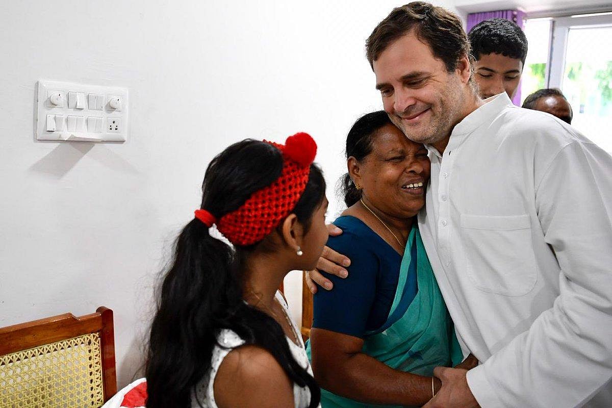 राहुल गांधी ने खुद को जन्म के समय गोद में उठाने वाली नर्स राजम्मा को लगाया गले 