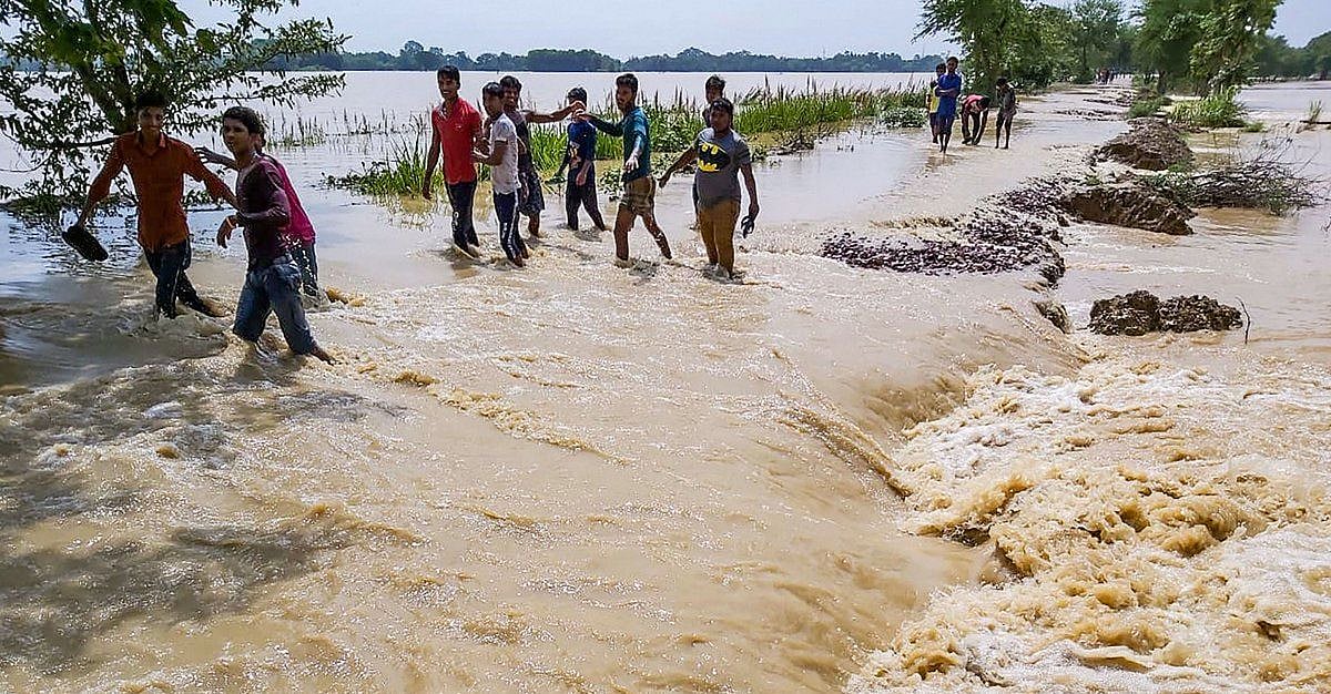 बिहार में बाढ़ से भारी तबाही, अब तक 33 लोगों की गई जान, ये इलाके सबसे ज्यादा प्रभावित