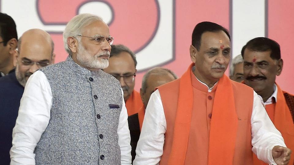 बीजेपी के गुजरात मॉडल की निकली हवा, सरकारी नौकरियों में 5 साल में 85 फीसदी गिरावट
