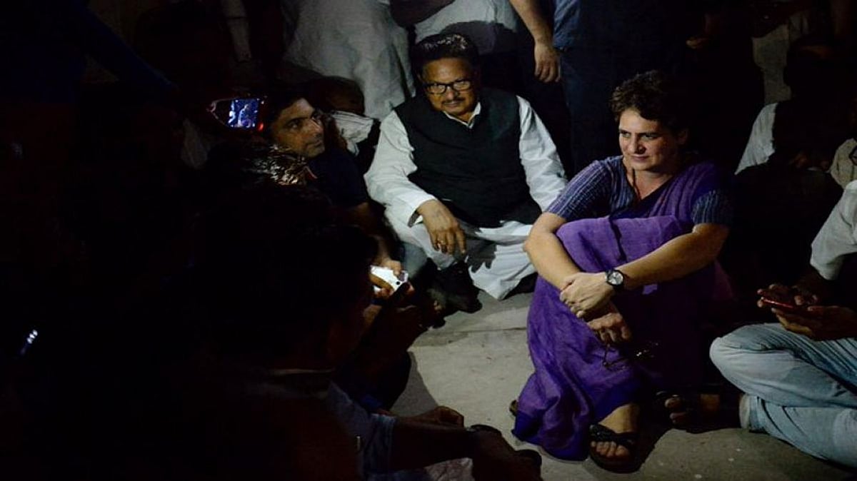 वीडियो: भीषण गर्मी में बिना बिजली के प्रियंका गांधी ने चुनार के किले में ऐसे काटी रात 