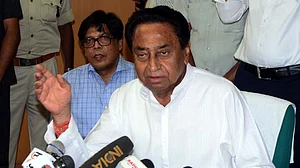 कमलनाथ सरकार ने पेश किया बजट, कोई नया कर लागू नहीं करेगी सरकार, किसानों, युवाओं, महिलाओं पर खास ध्यान
