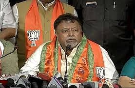 कोलकाता: बीजेपी नेता मुकुल रॉय के खिलाफ गिरफ्तारी वारंट जारी, बड़ा बाज़ार में  80 लाख रुपए का मामला