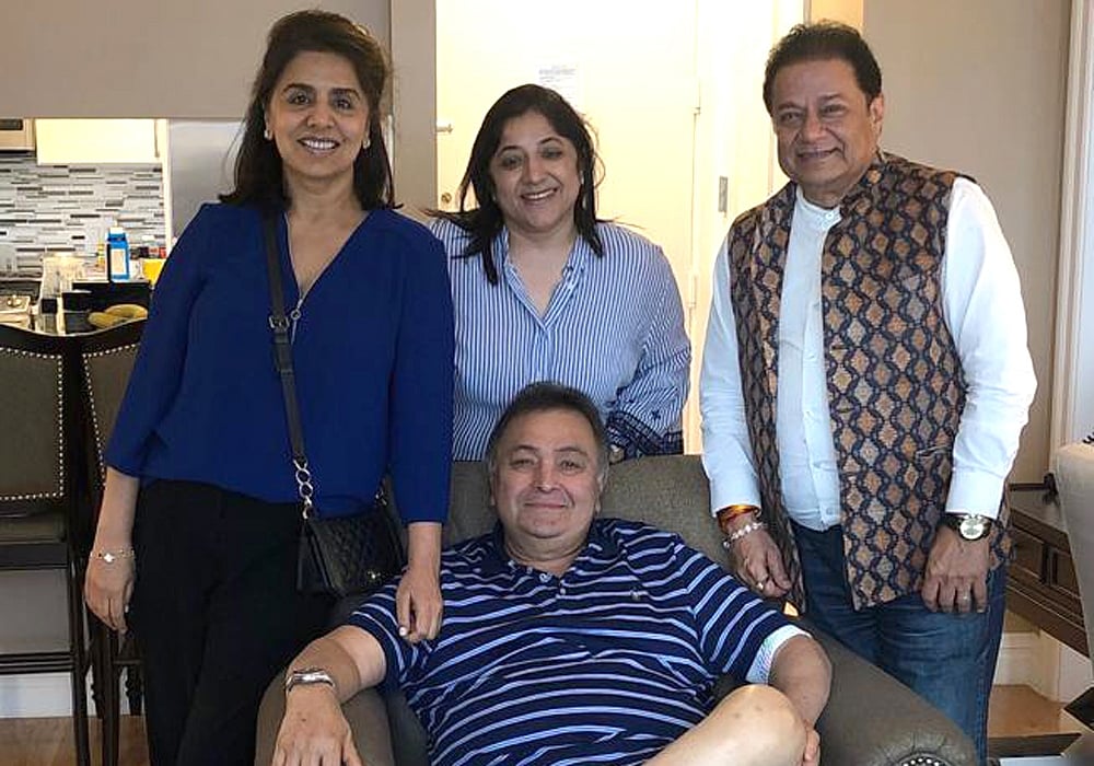 सिनेजीवन: न्यूयॉर्क में ऋषि कपूर से मिले अनूप जलोटा, रणवीरऔर ‘उर्वशी’ गाने पर प्रभुदेवा के साथ थिरके सलमान 