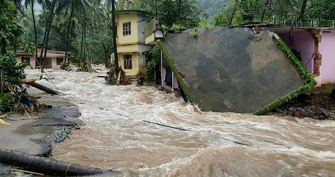 बिहार में भारी बारिश और बाढ़ से हाहाकार, 24 घंटे के अंदर 43 लोगों की मौत, ये जिले अब राम भरोसे!