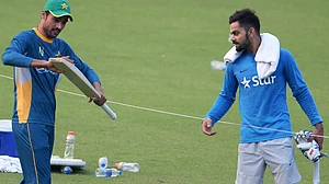 विराट कोहली की टीम का हिस्सा होंगे पाकिस्तानी तेज गेंदबाज मोहम्मद आमिर, दोनों साथ खेलेंगे अंतरराष्ट्रीय मैच!