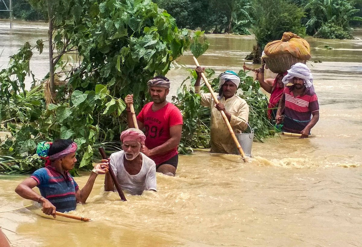 बिहार में बाढ़ से भारी तबाही, अब तक 33 लोगों की गई जान, ये इलाके सबसे ज्यादा प्रभावित