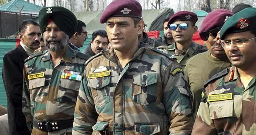 महेंद्र सिंह धोनी को कश्मीर में मिली पोस्टिंग, 15 दिन इस बटालियन के साथ बिताएंगे समय, सीखेंगे गुर