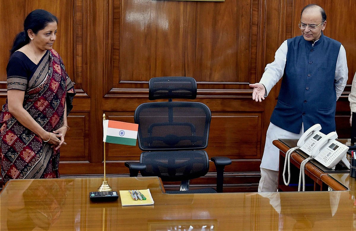 देश की आर्थिक सेहत बताने वाला आर्थिक सर्वे आज होगा पेश, लेकिन क्या सरकार के पास है अव्यवस्था से उबरने का  रोडमैप !
